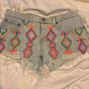 LF camar denim shorts size 27